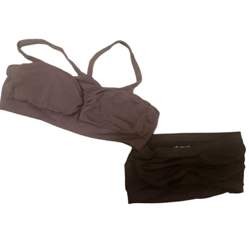 2 Bubdle of Black Sports Bras